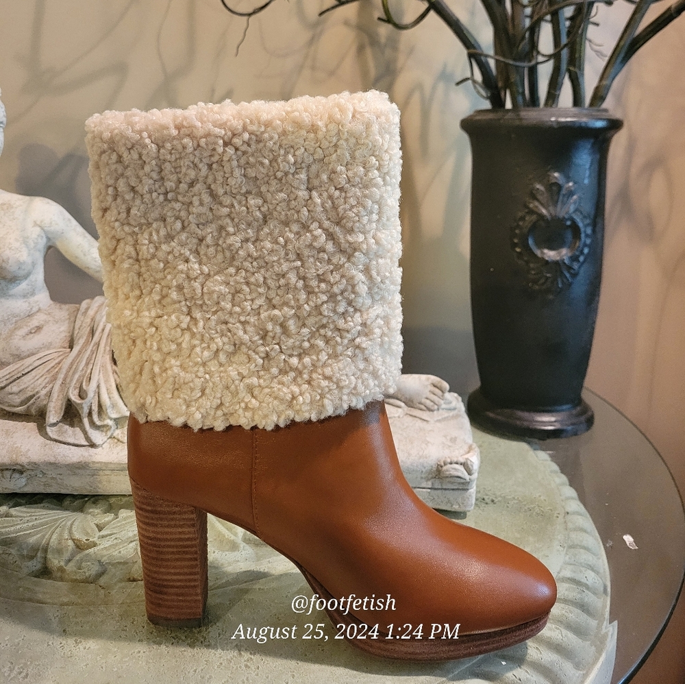 Charles David Nella Faux Shearling & Leather Booties Heeled Designer Boots #4 - Picture 8 of 16